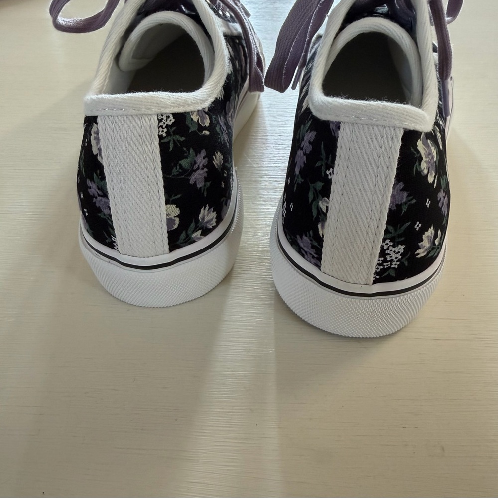 Hey Girl by Corkys Sneaker Canvas Floral Shoes - Picture 2 of 9
